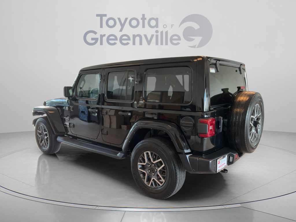 Used 2024 Jeep Wrangler Sahara SUV