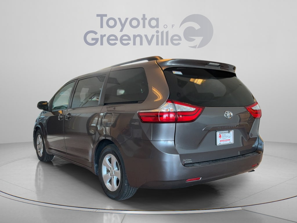 Used 2015 Toyota Sienna LE Van