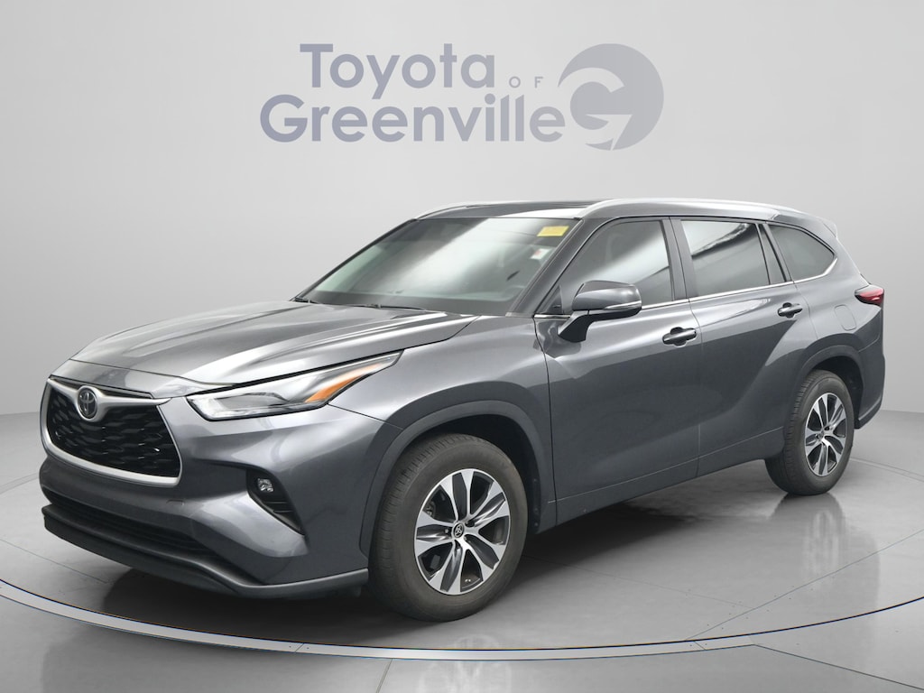 Used 2023 Toyota Highlander XLE SUV