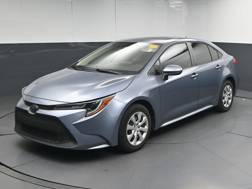 Used 2020 Toyota Corolla LE Sedan