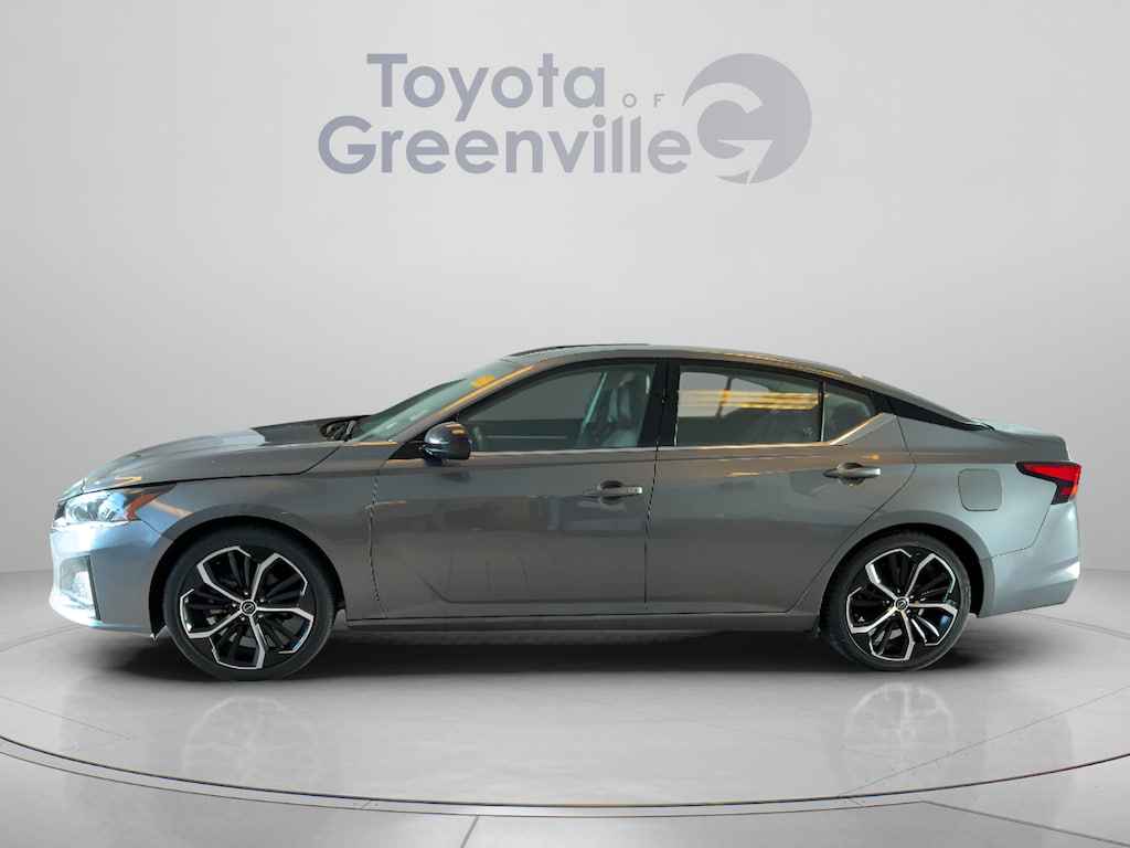 Used 2024 Nissan Altima 2.5 SR Sedan