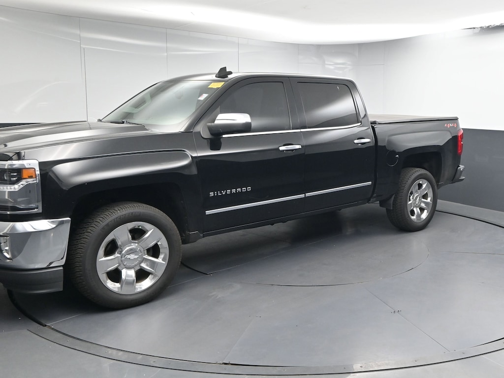 Used 2018 Chevrolet Silverado 1500 LTZ w/1LZ Truck Crew Cab
