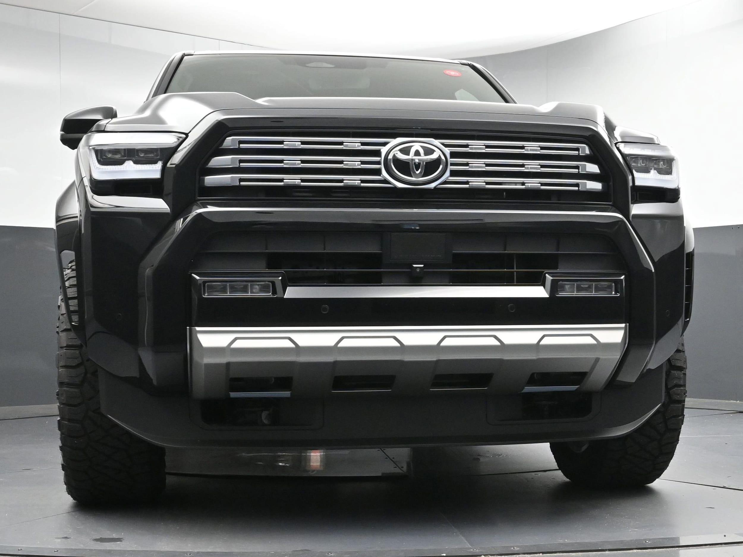2025 Toyota 4Runner Limited - Photo 23