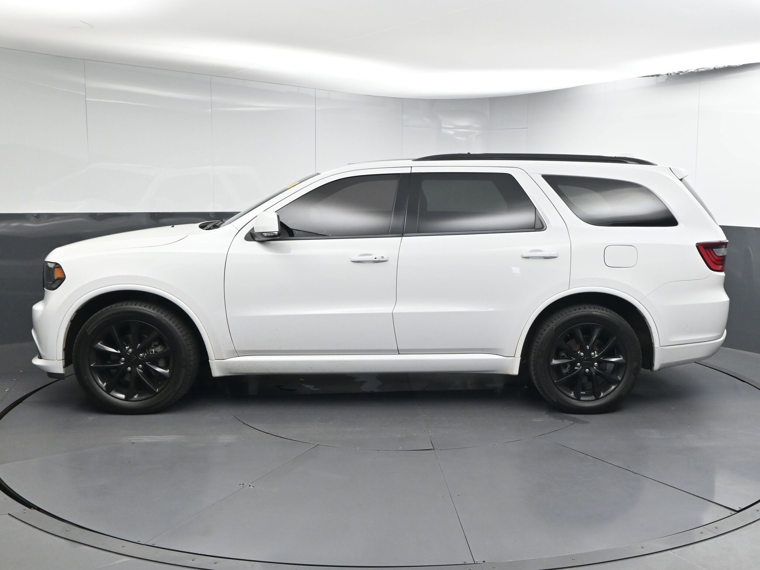 2017 Dodge Durango GT photo 4