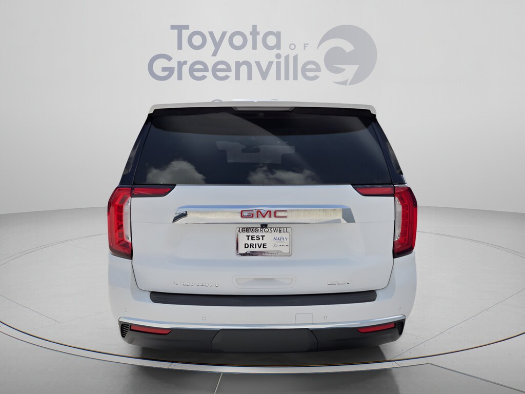 Used 2024 GMC Yukon SLT SUV