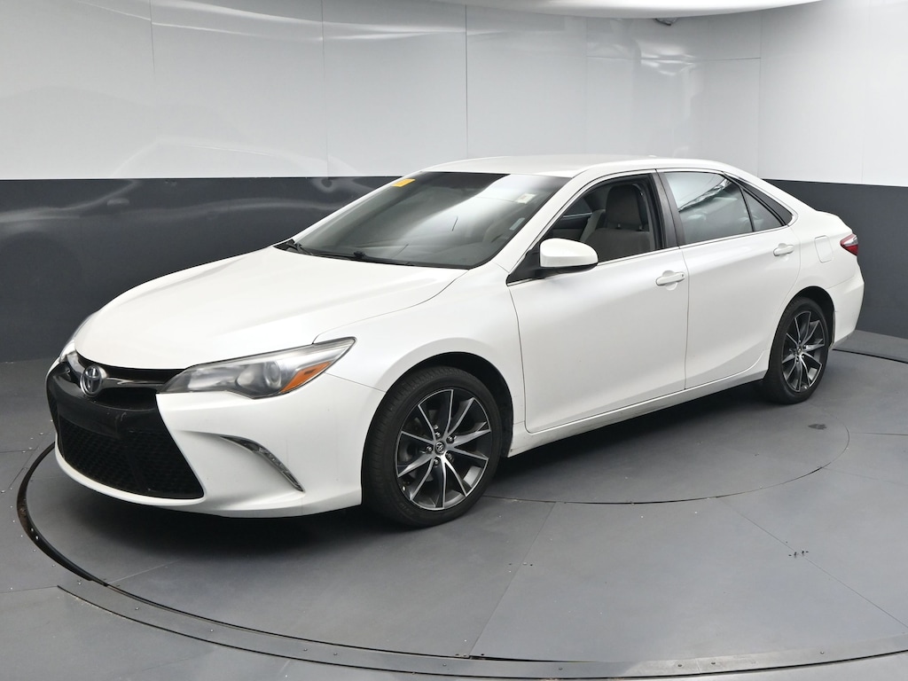 Used 2015 Toyota Camry XSE Sedan