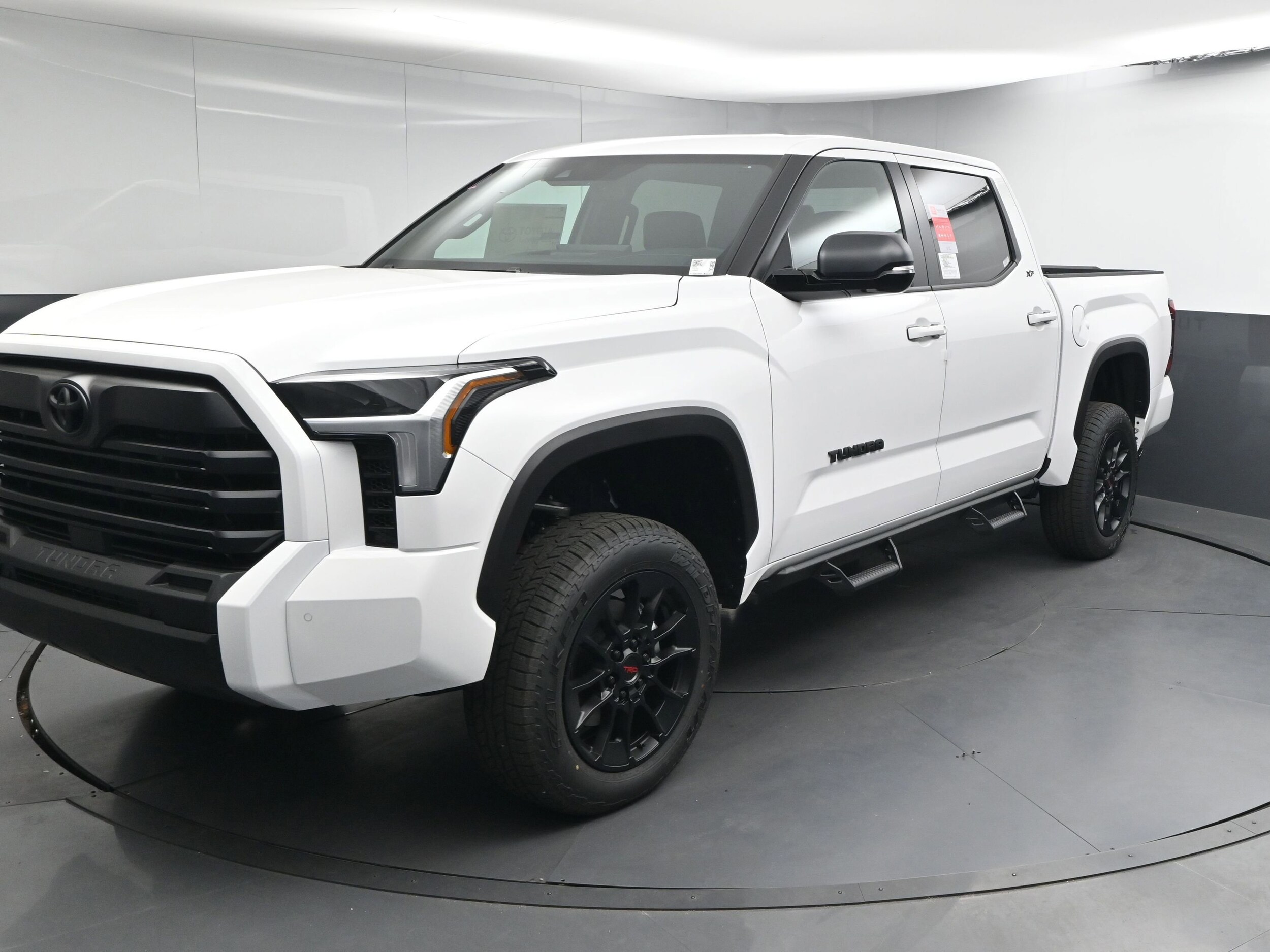 2026 Toyota Tundra SR5 CrewMax photo 3
