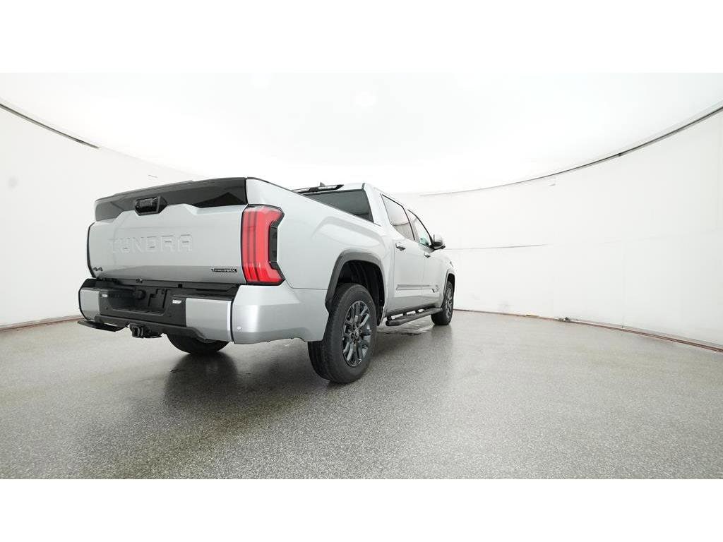 2025 Toyota Tundra Platinum - Photo 24