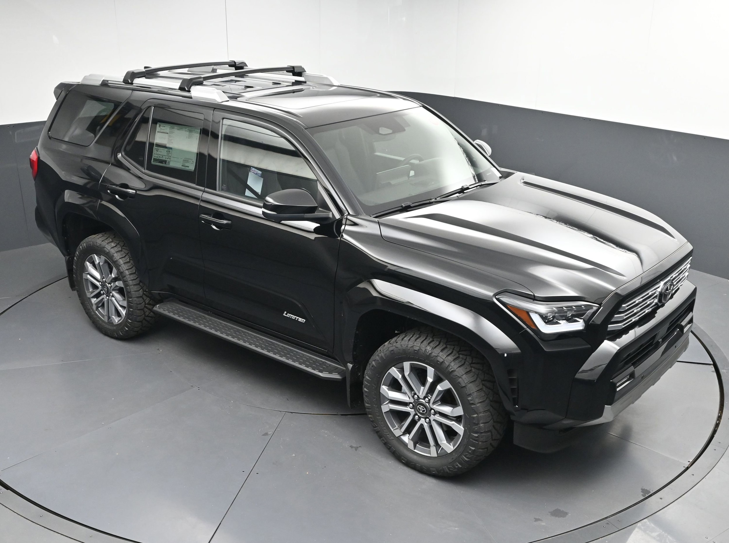 2025 Toyota 4Runner Limited - Photo 32