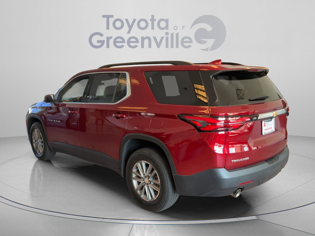 Used 2022 Chevrolet Traverse LT Leather SUV
