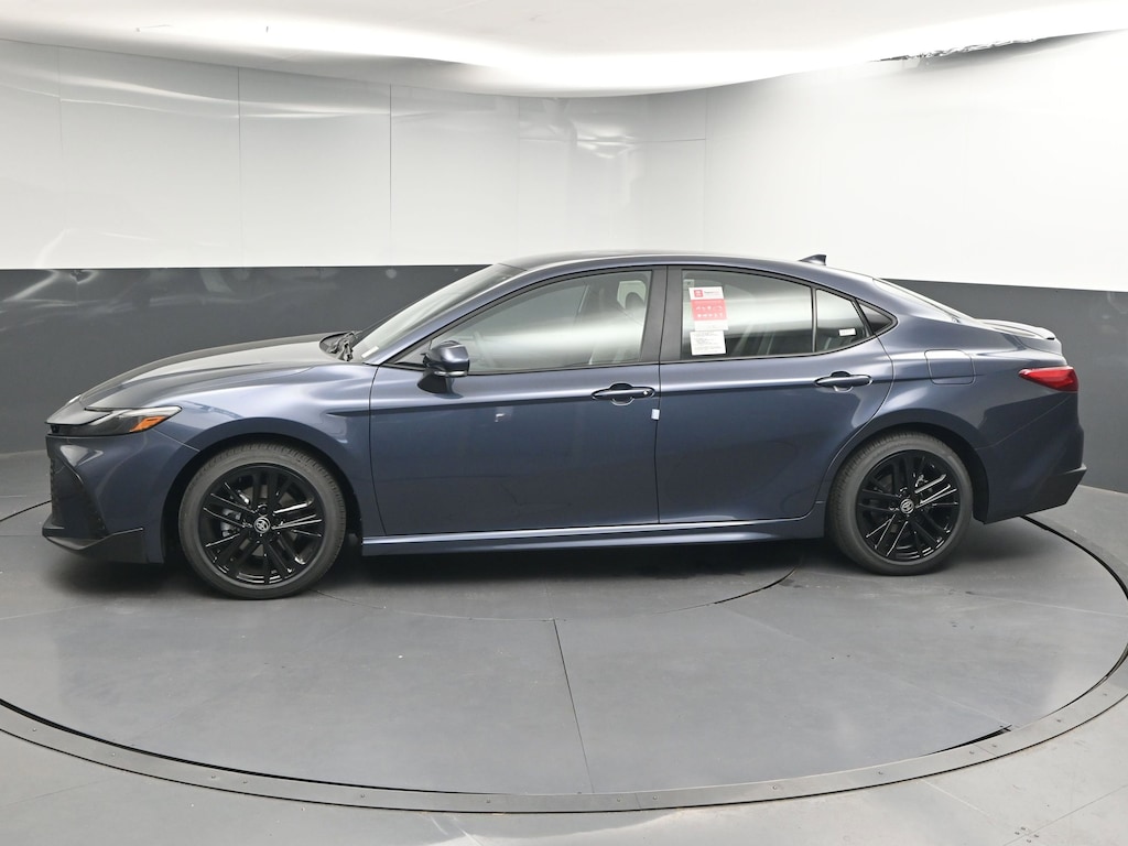 New 2026 Toyota Camry SE Sedan