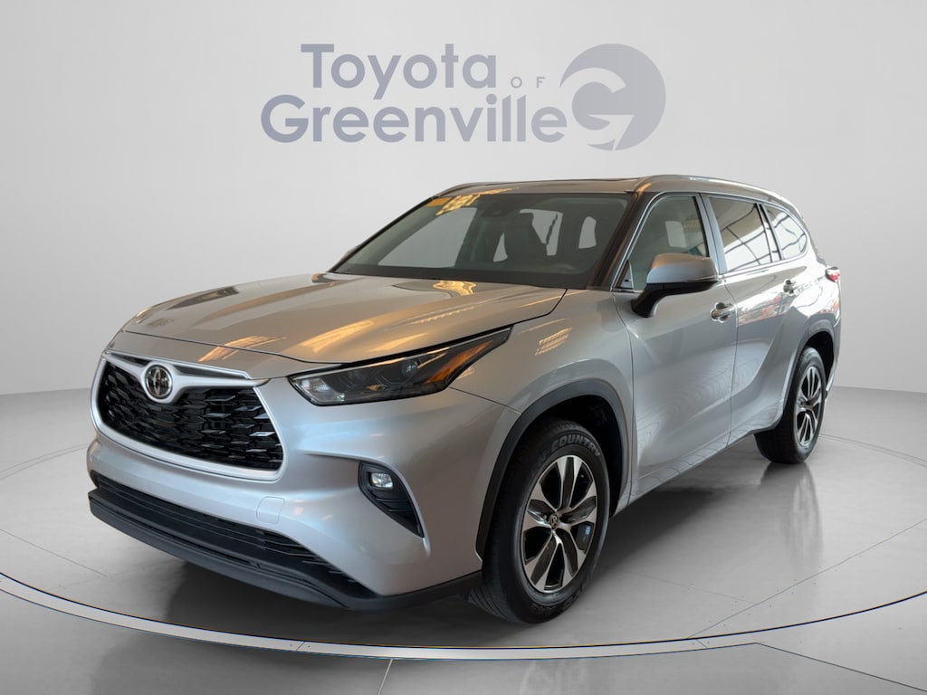 Used 2023 Toyota Highlander XLE SUV