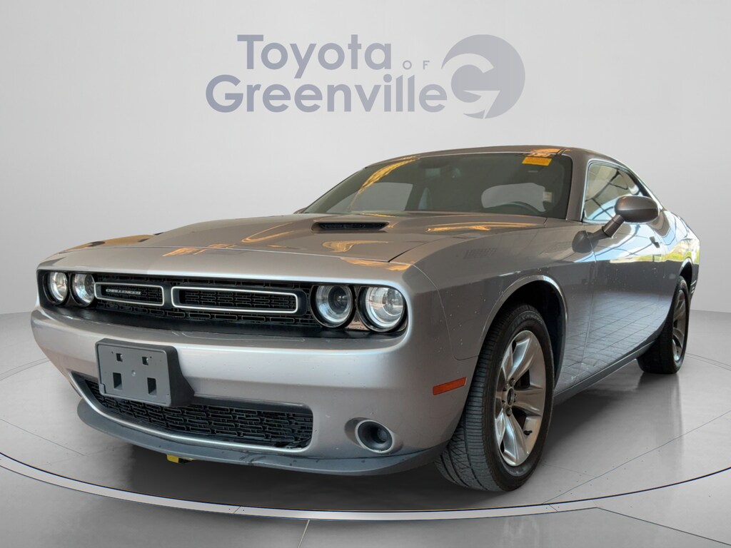 Used 2015 Dodge Challenger SXT Coupe