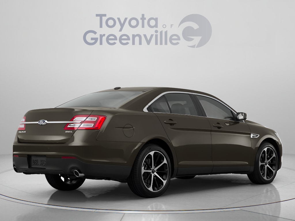 Used 2016 Ford Taurus SEL Sedan