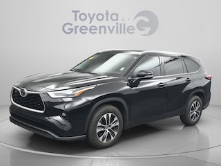 2022 Toyota Highlander XLE SUV