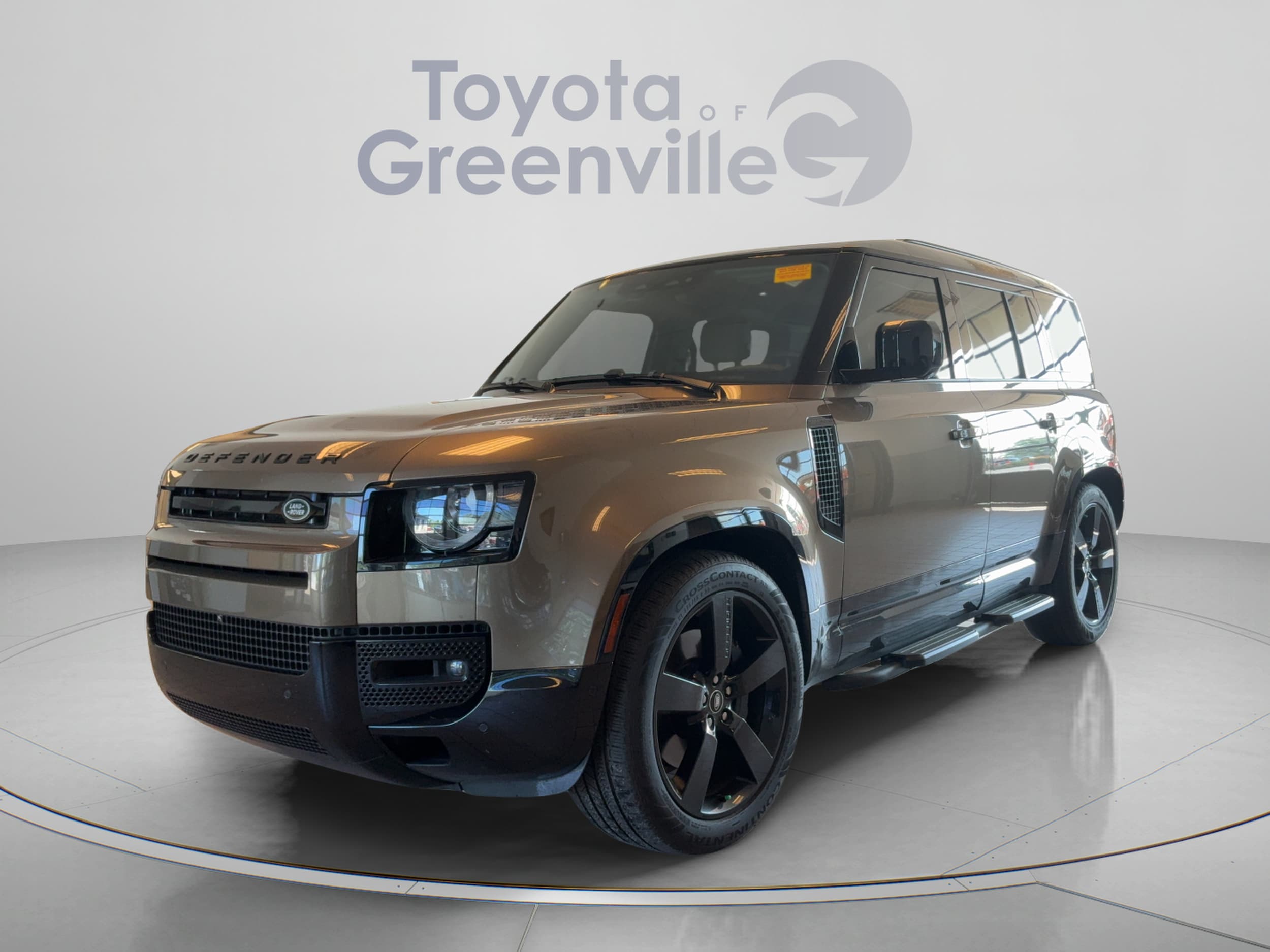 2025 Land Rover Defender 110 X-Dynamic SE P400's photo