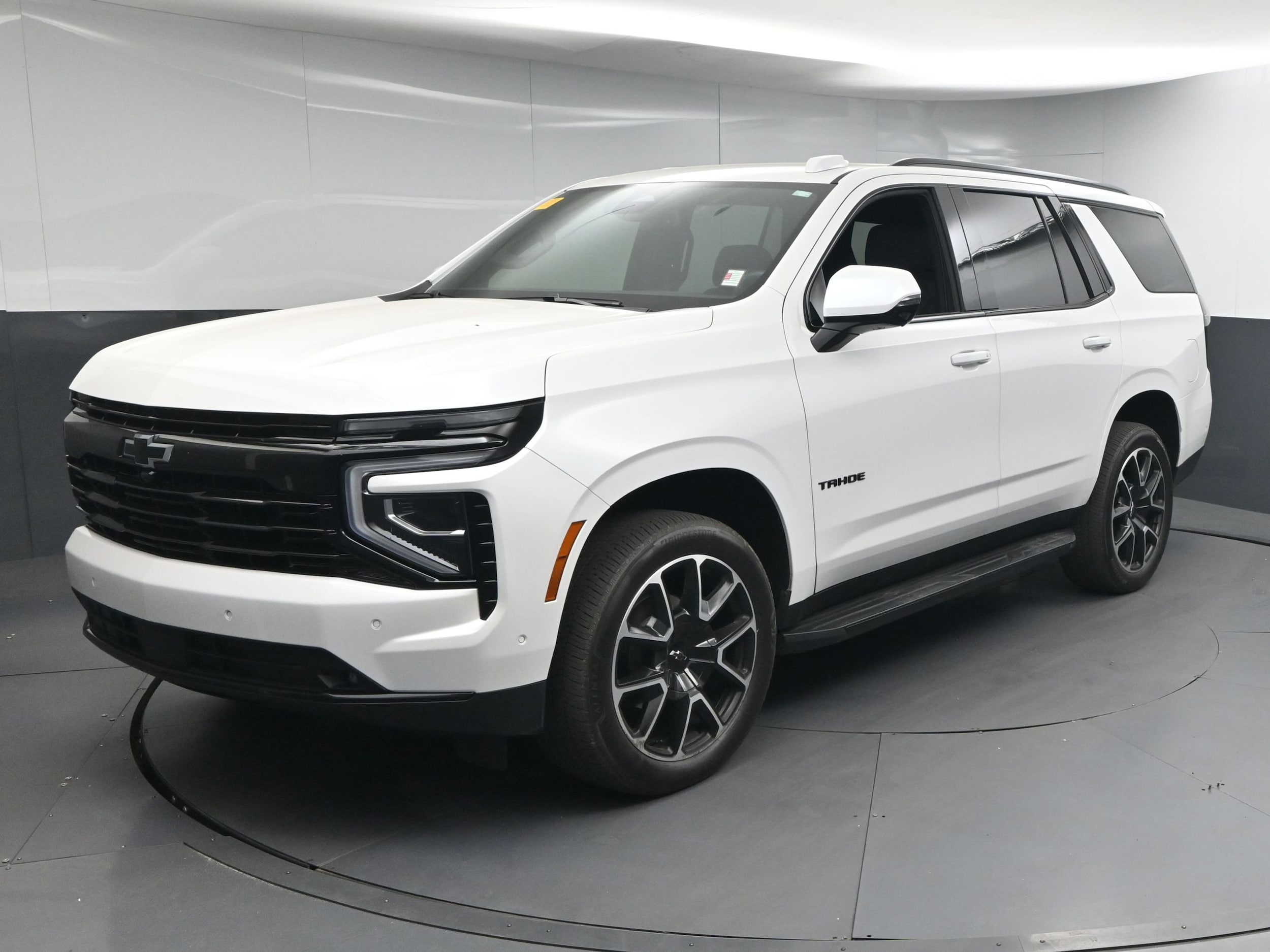 2025 Chevrolet Tahoe RST 4WD's photo
