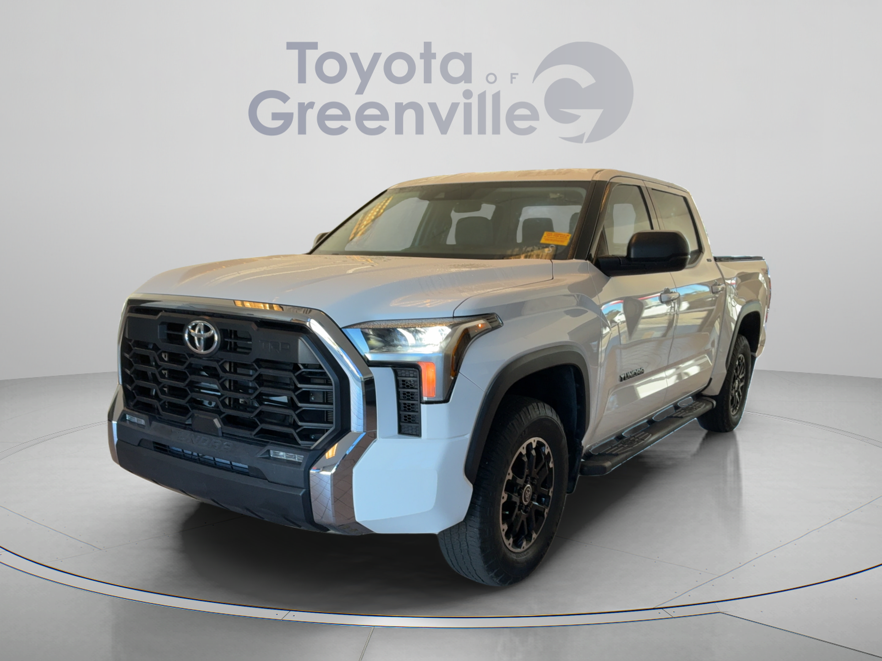 2023 Toyota Tundra SR5 3.5L V6 Truck CrewMax