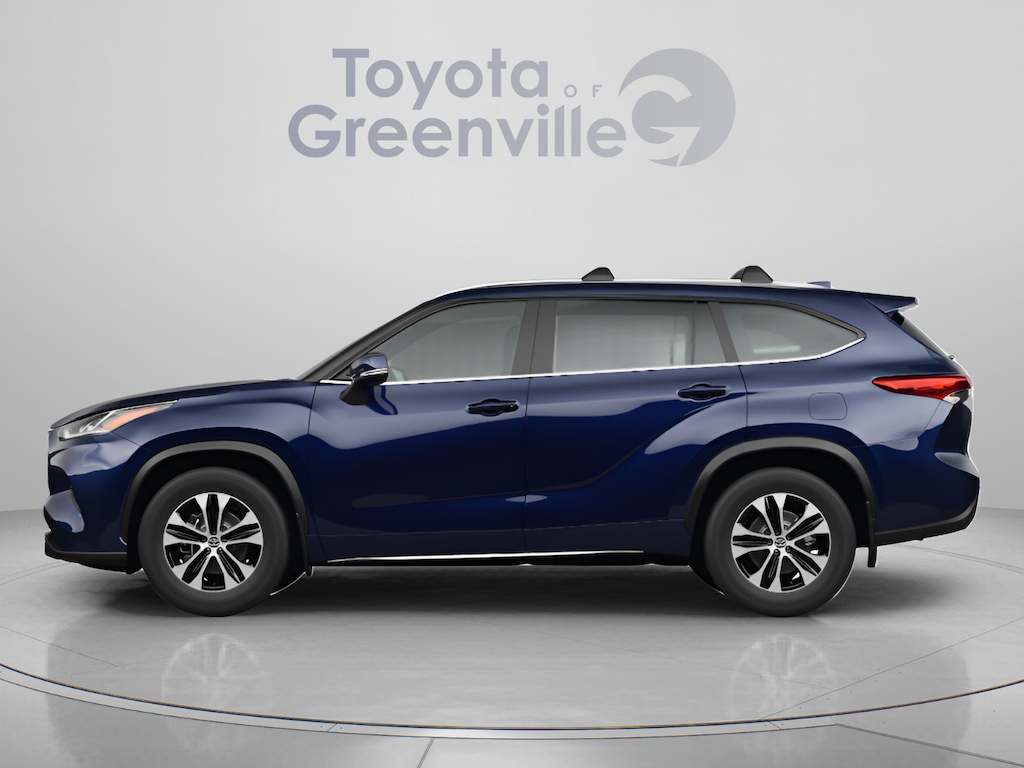 Used 2025 Toyota Highlander XLE SUV