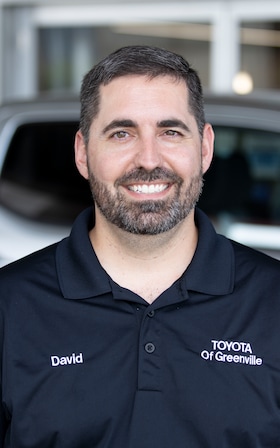 Staff member David Herd from ID_443937e9a3d3