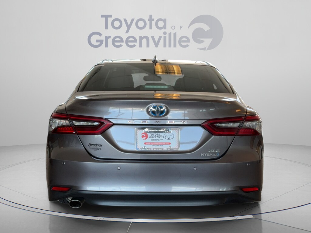 Used 2022 Toyota Camry Hybrid XLE Sedan