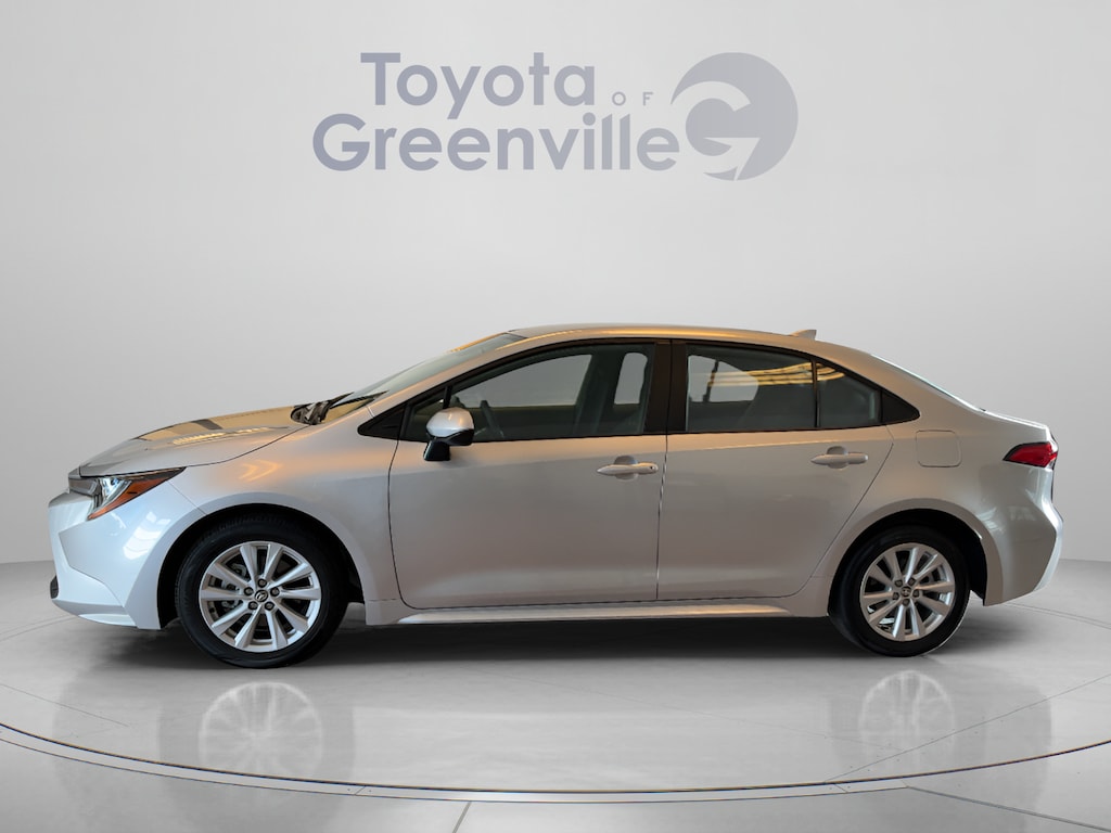 Certified 2025 Toyota Corolla LE Sedan