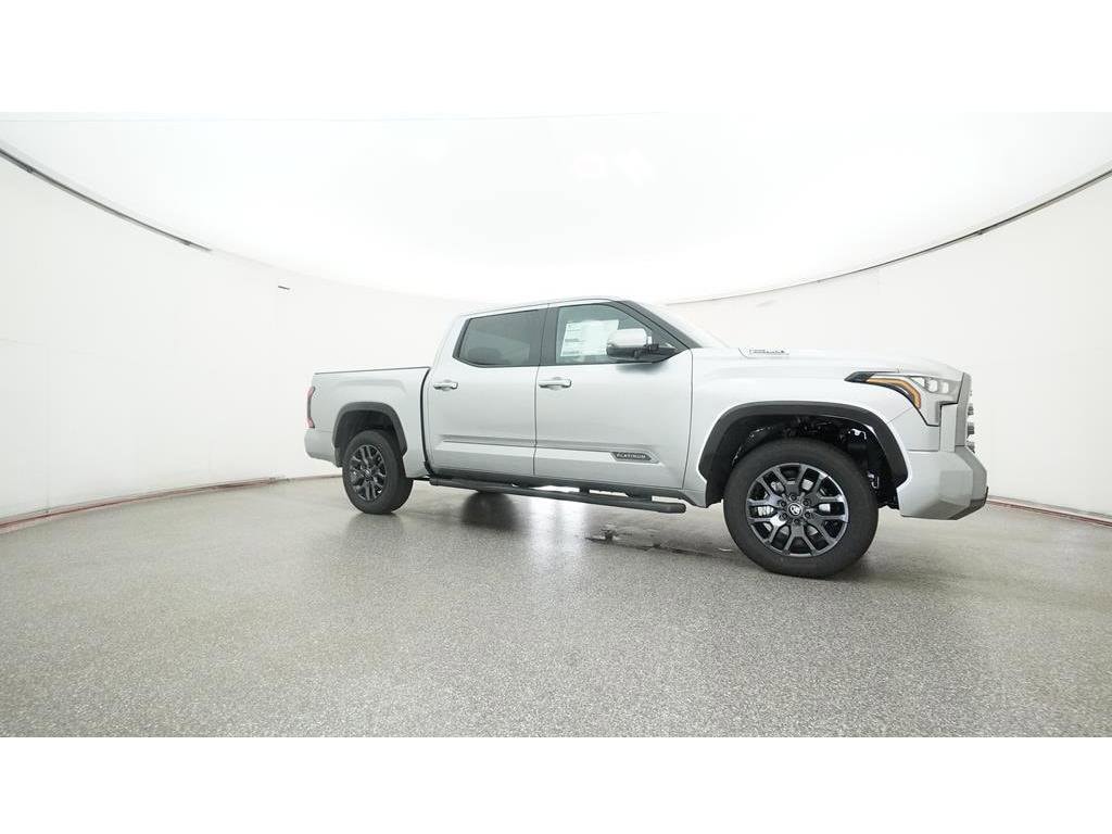 2025 Toyota Tundra Platinum - Photo 28