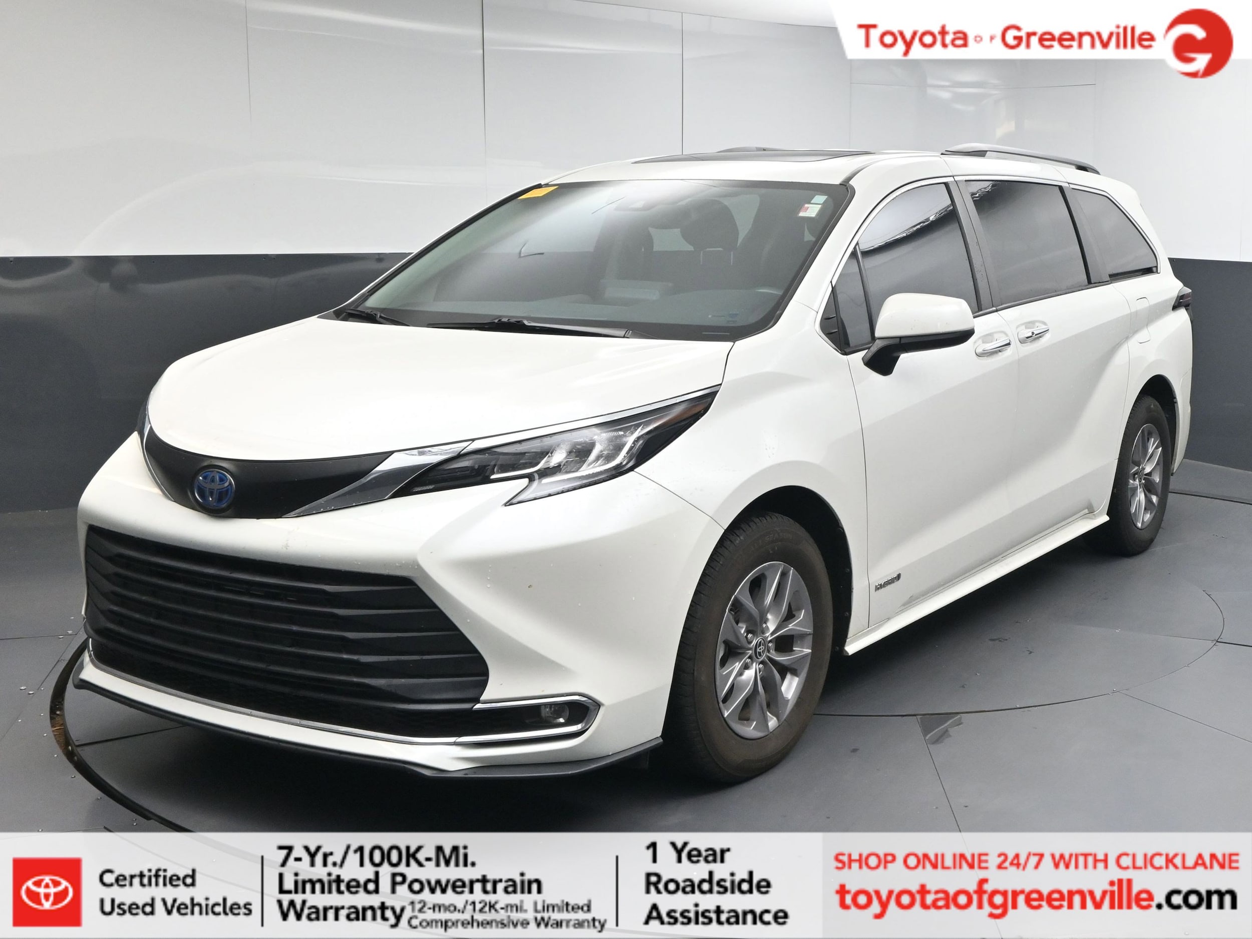 2021 Toyota Sienna XLE's photo