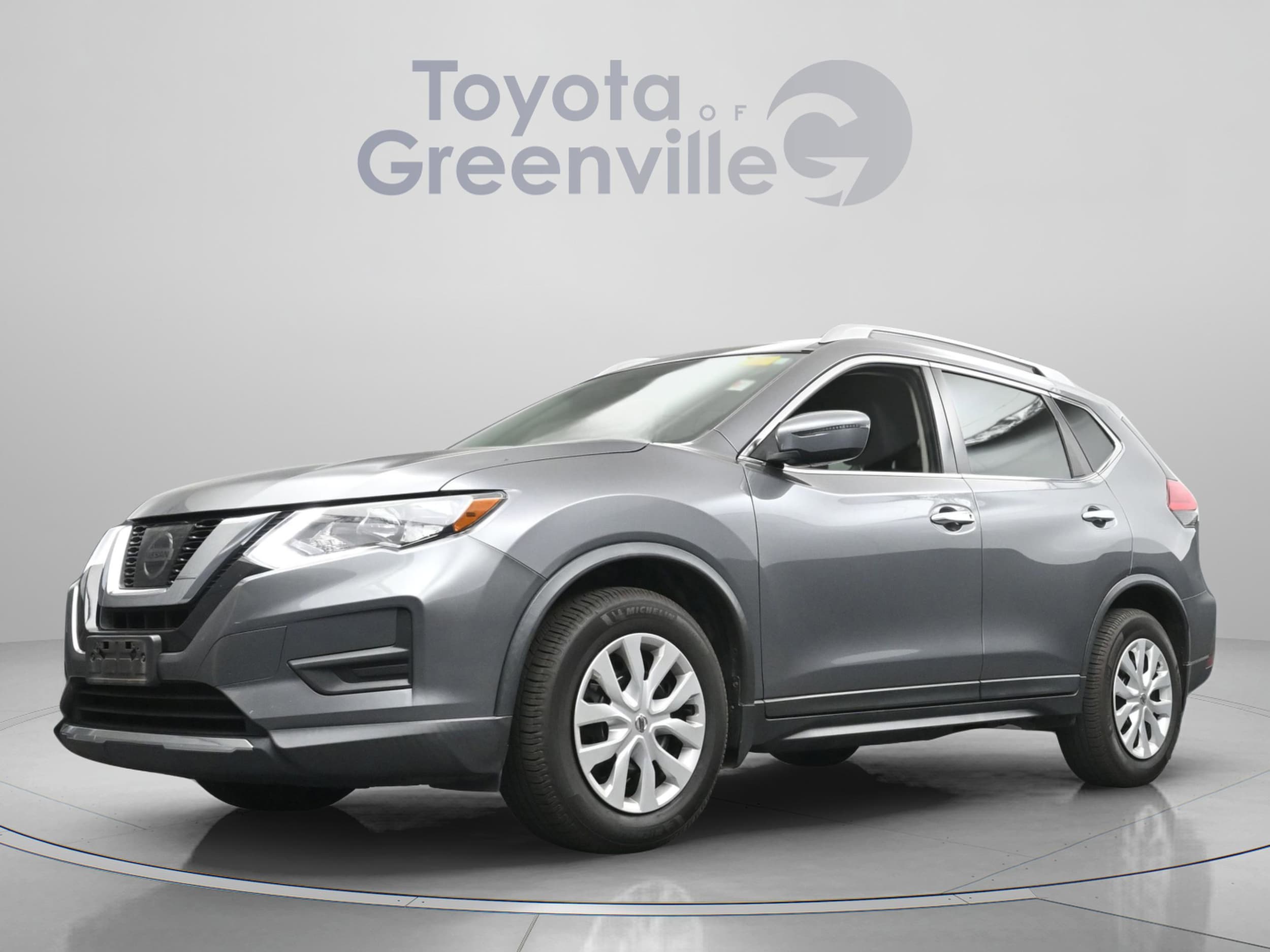 2017 Nissan Rogue S FWD's photo