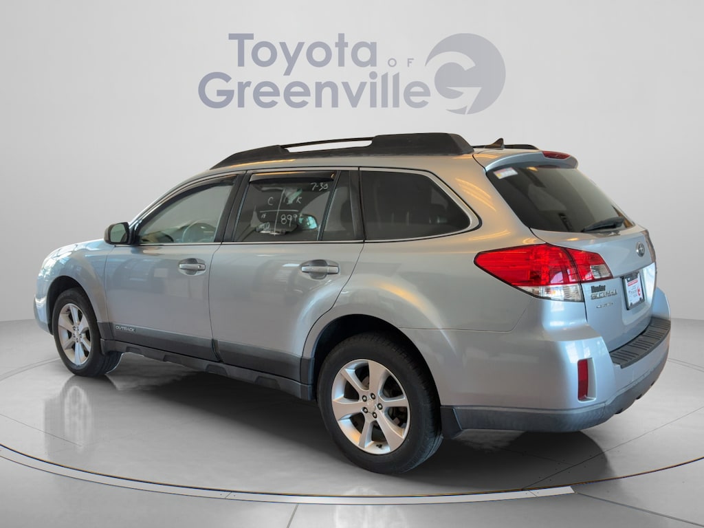 Used 2014 Subaru Outback 2.5i Limited (CVT) SUV