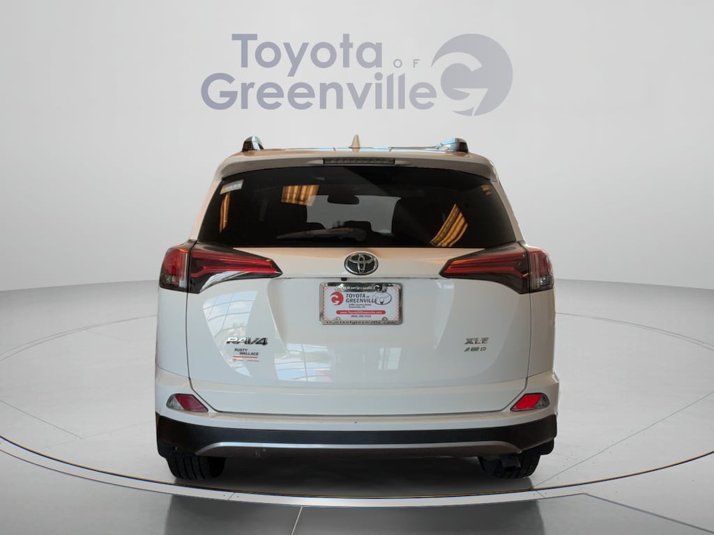 Used 2018 Toyota RAV4 XLE SUV