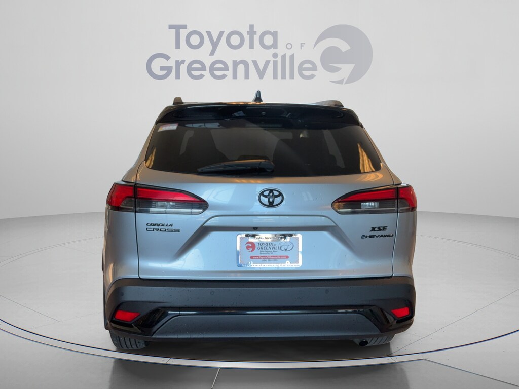 Used 2025 Toyota Corolla Cross Hybrid XSE SUV