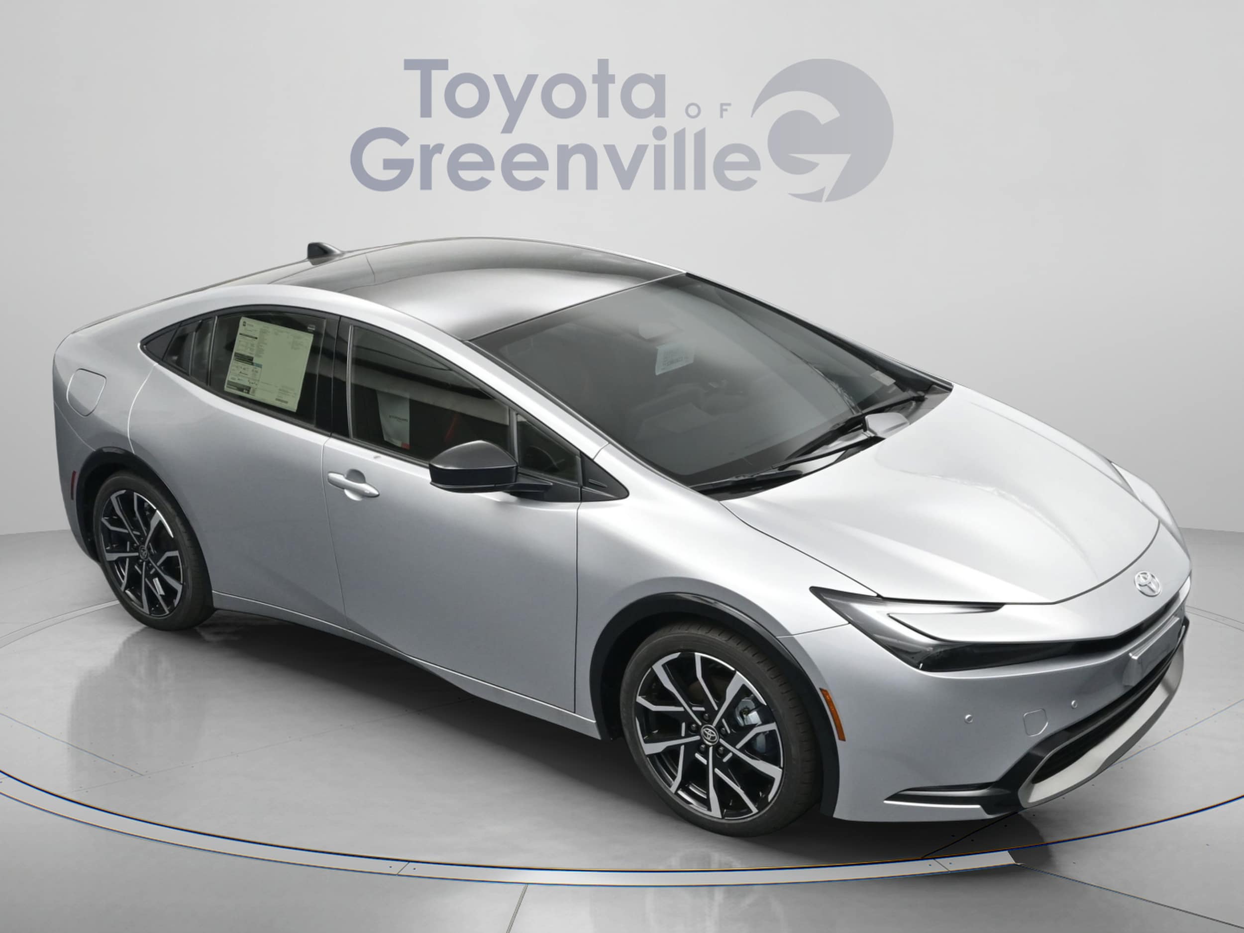 2025 Toyota Prius XSE - Photo 17