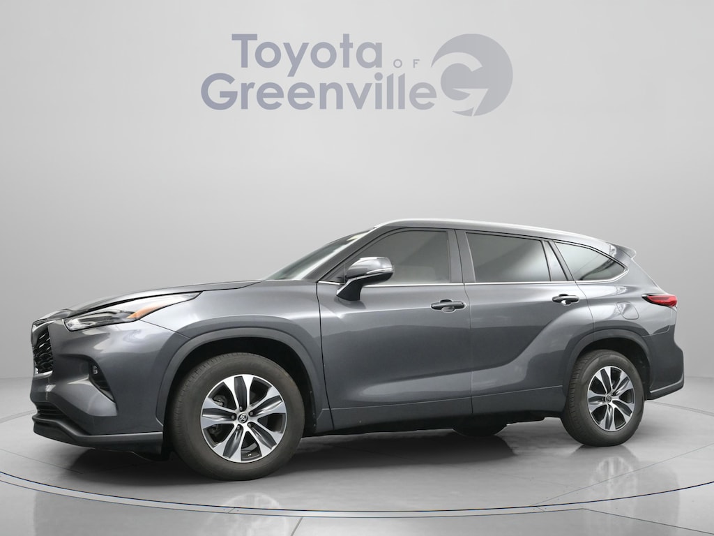 Used 2023 Toyota Highlander XLE SUV