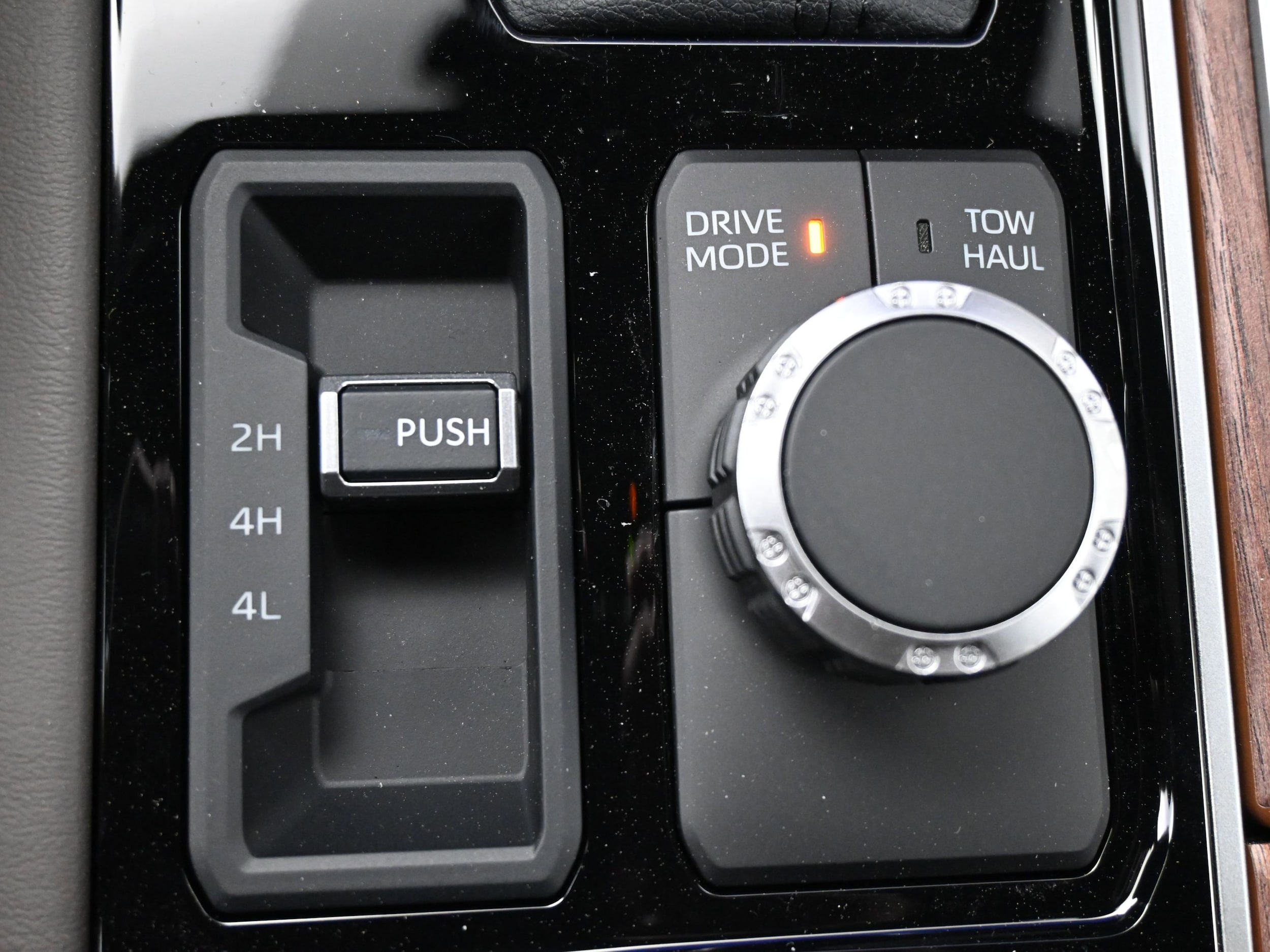 2025 Toyota Tundra 1794 Edition - Photo 11