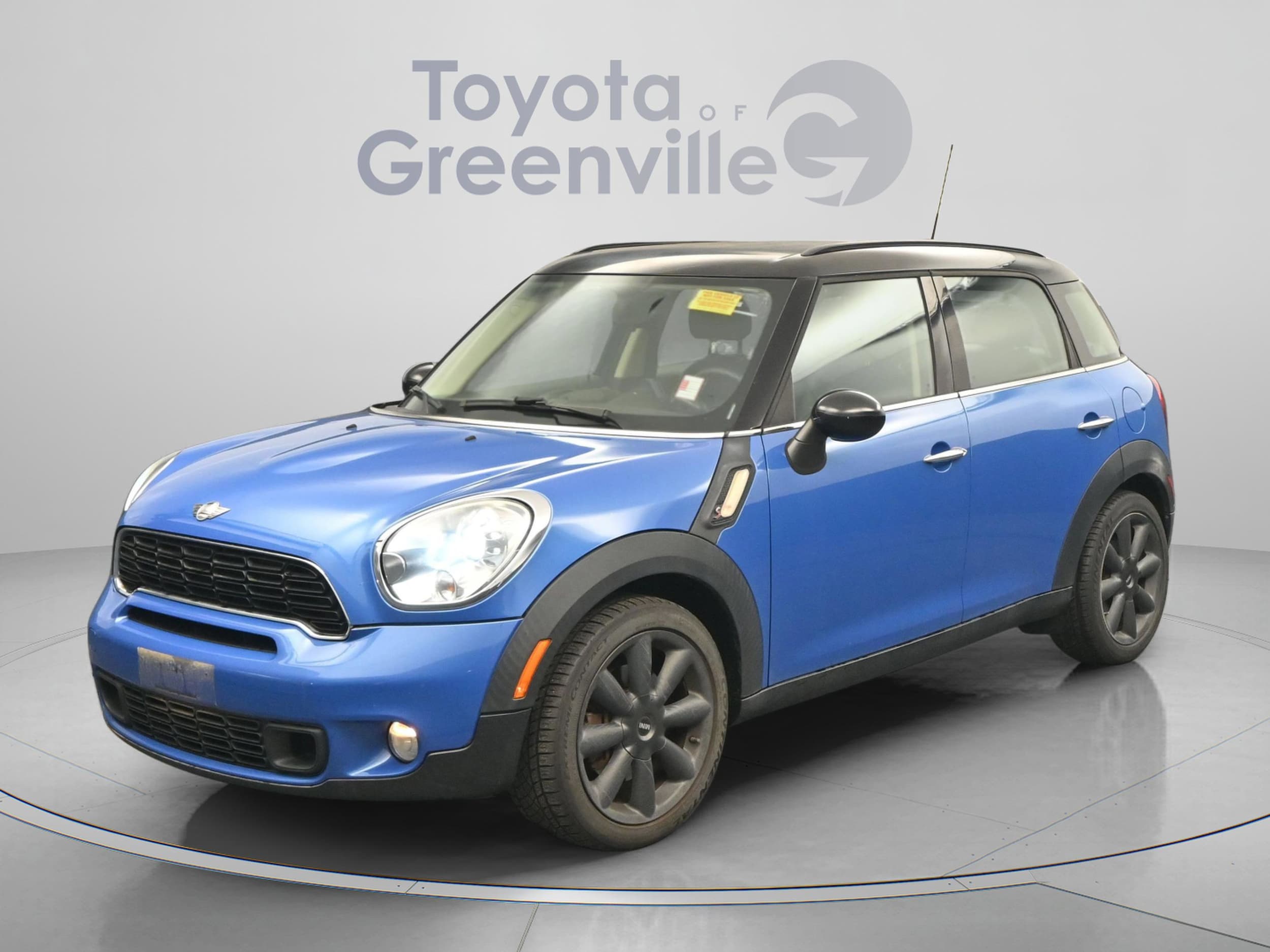 2013 MINI Countryman Countryman S's photo