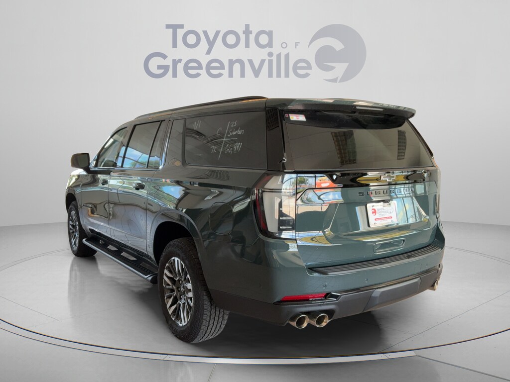 Used 2025 Chevrolet Suburban Z71 SUV