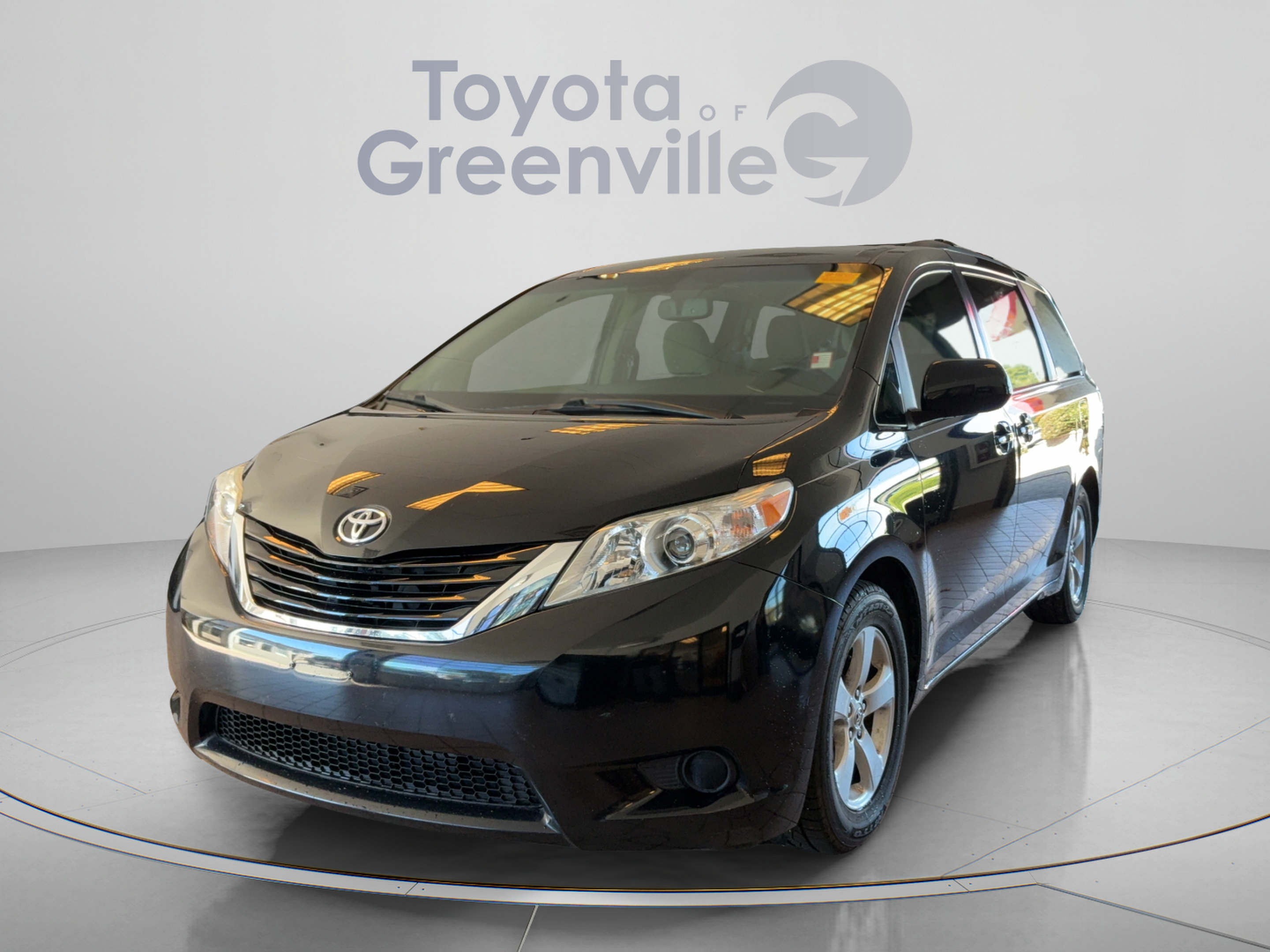 2017 Toyota Sienna LE