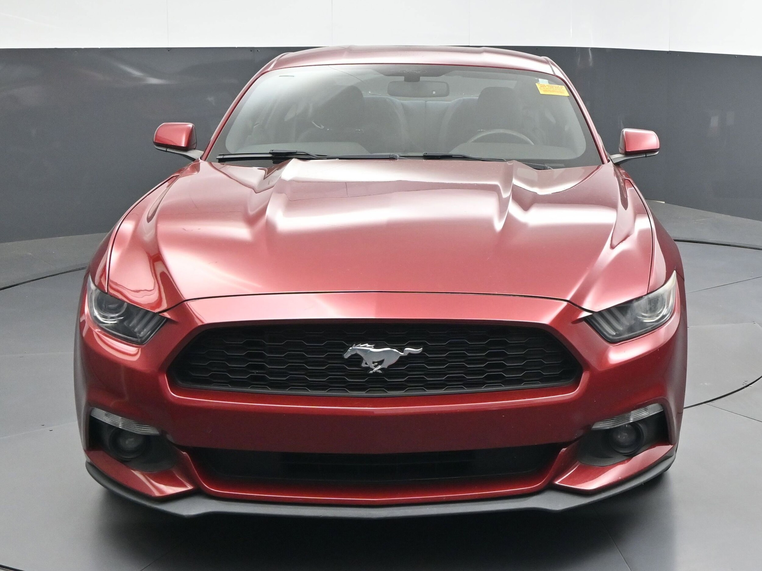 2015 Ford Mustang V6 photo 2