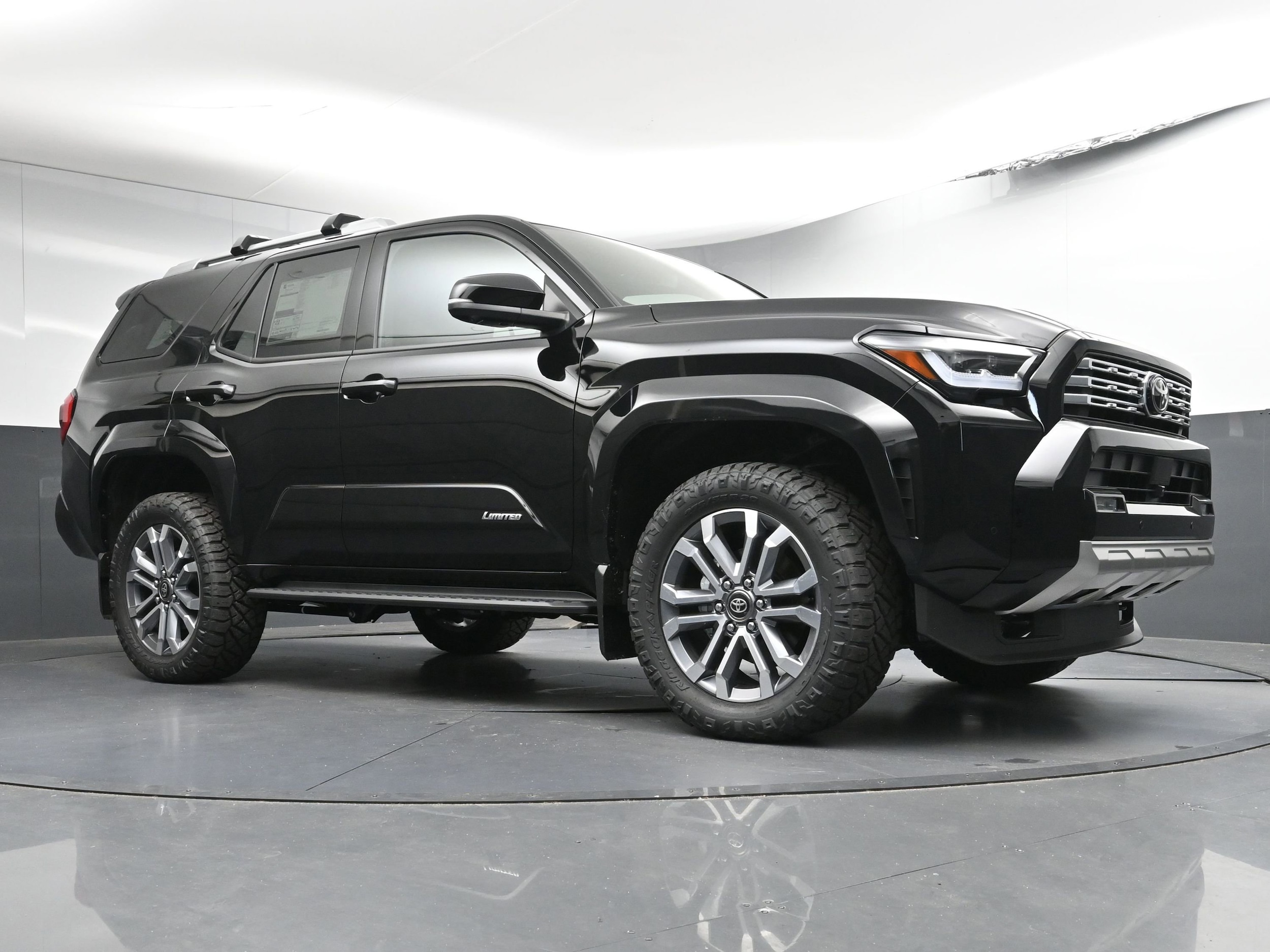 2025 Toyota 4Runner Limited - Photo 24