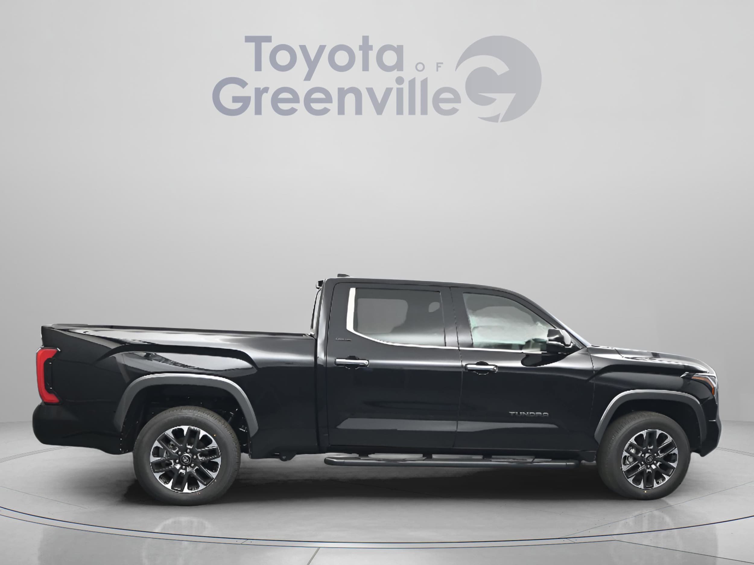 2026 Toyota Tundra Limited - Photo 16