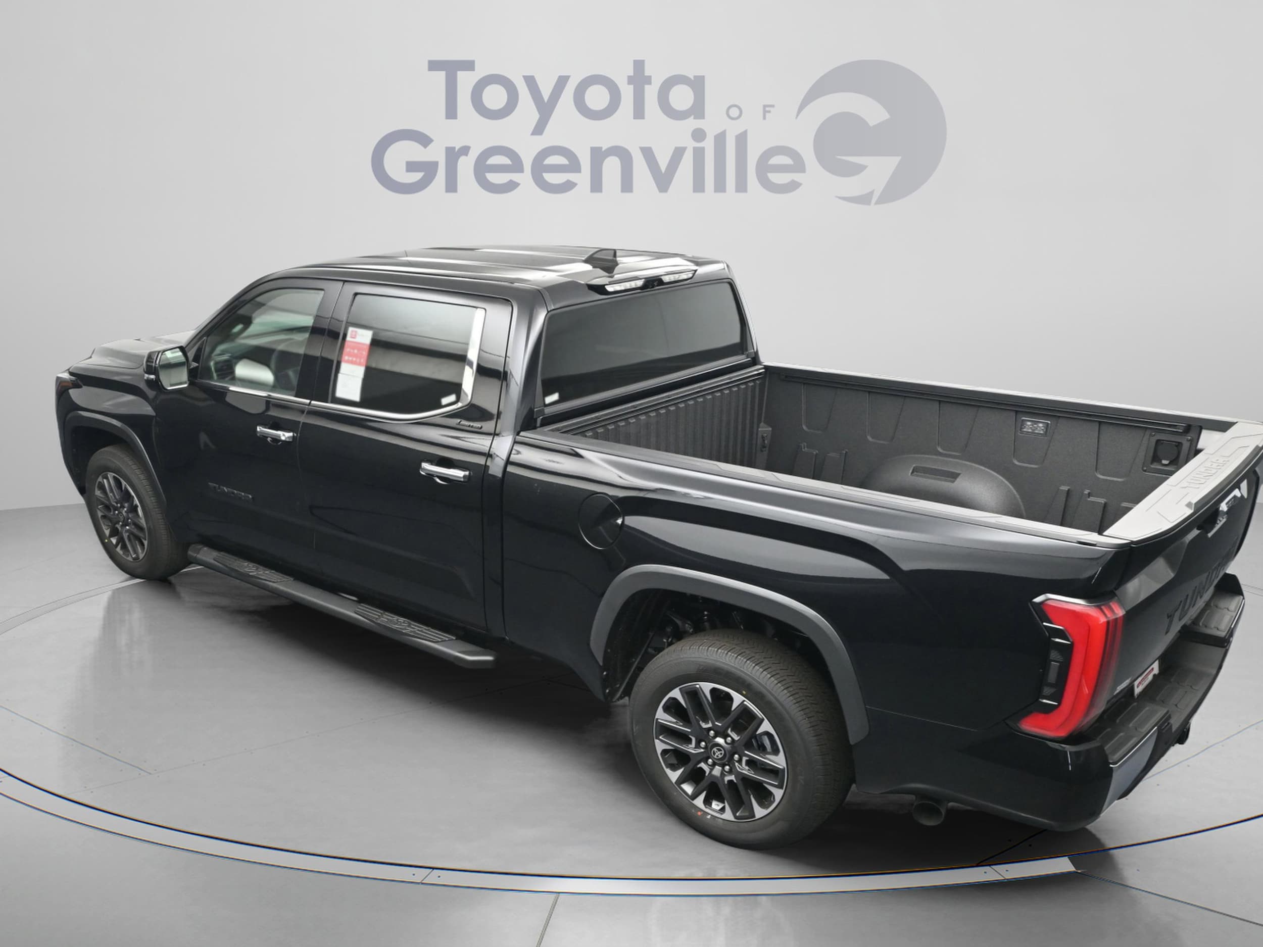 2026 Toyota Tundra Limited - Photo 6