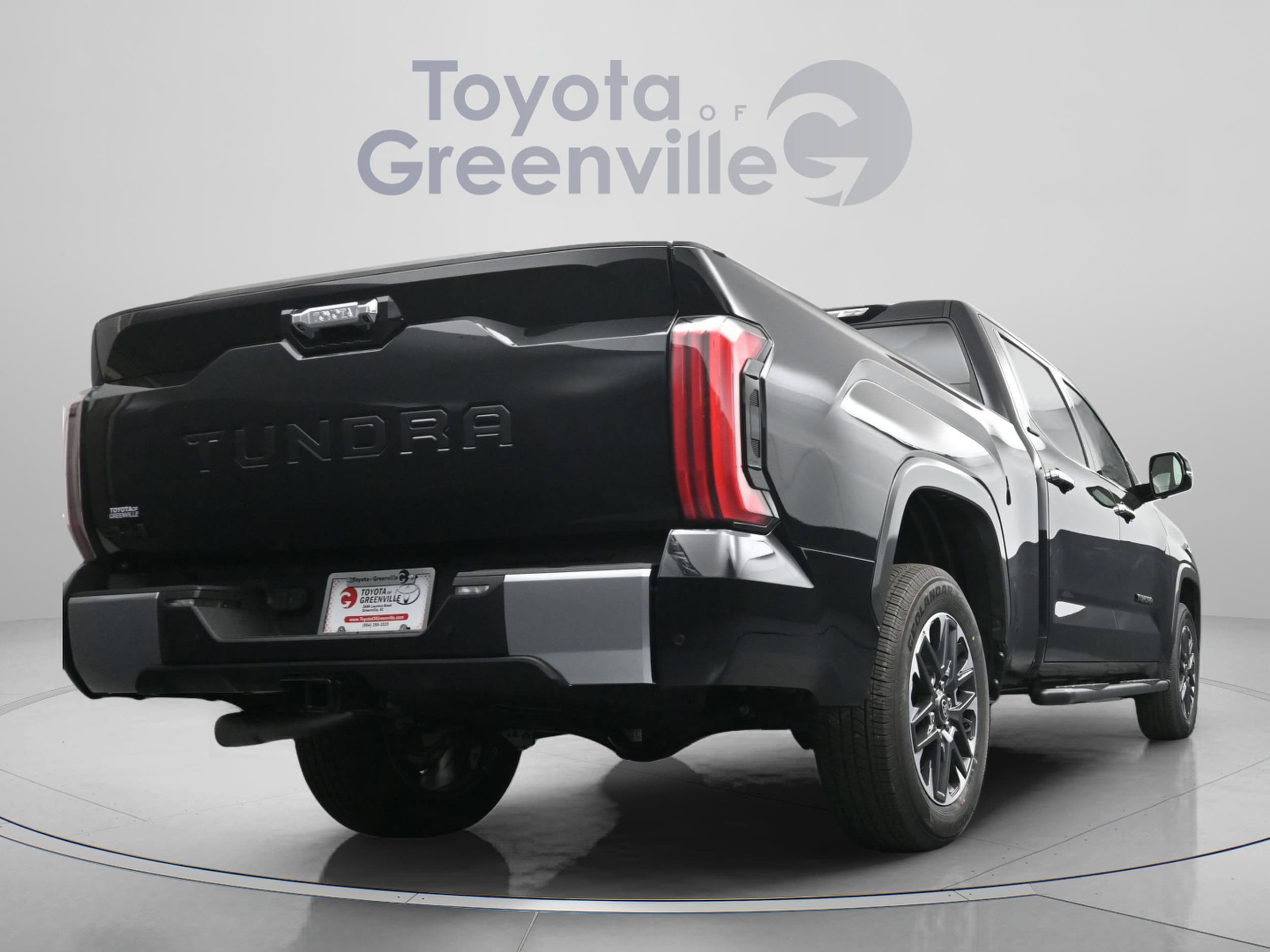 2026 Toyota Tundra Limited - Photo 14