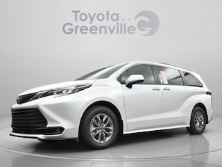 2026 Toyota Sienna XLE Van Passenger Van