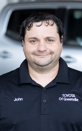 Staff member John Theriot from ID_443937e9a3d3