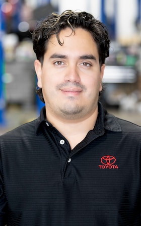 Staff member Jonathan Manzano from ID_1e5af08c4785