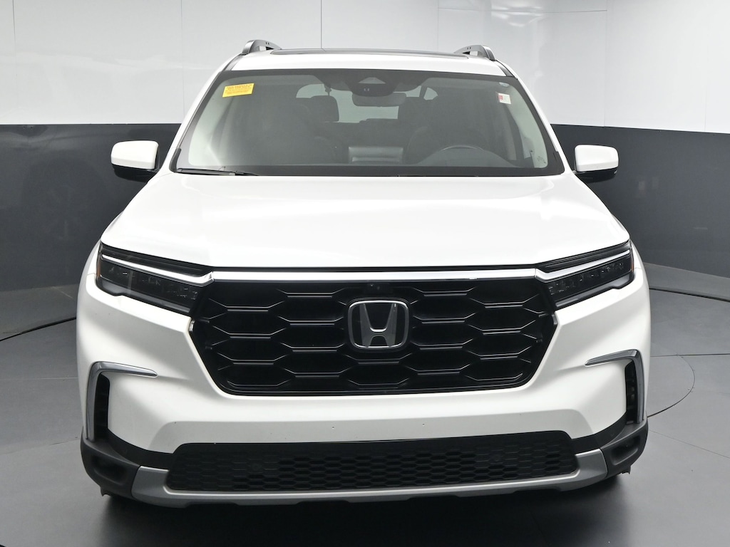 Used 2023 Honda Pilot Elite SUV