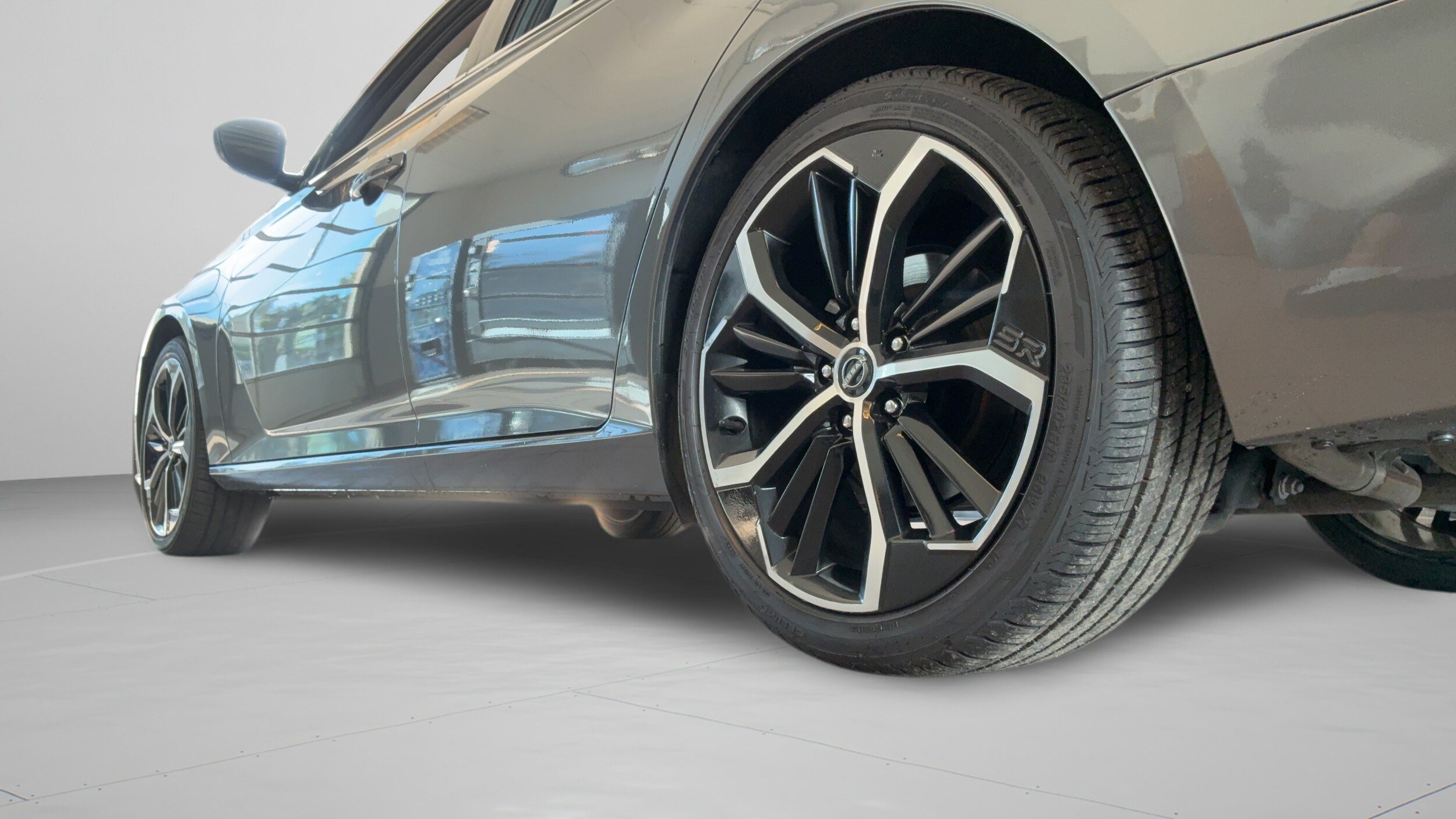 2024 Nissan Altima SR - Photo 40