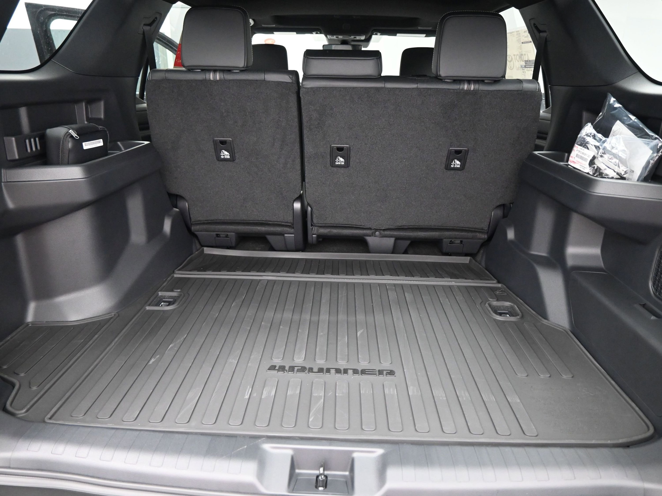 2025 Toyota 4Runner Limited - Photo 18