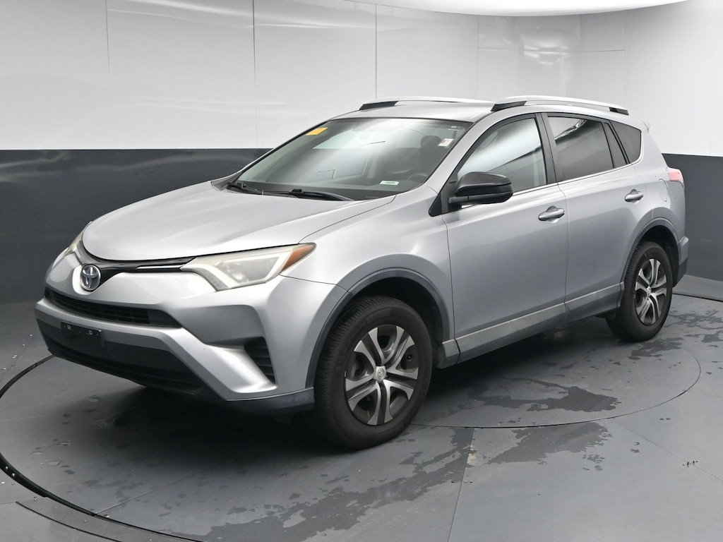 Used 2016 Toyota RAV4 LE SUV